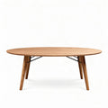 Ovale tafel van hout met een afmeting van 150 x 90 x 75cm